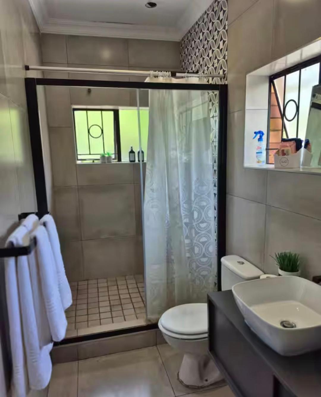 The Mighty Sleep Apartment Pretoria Exterior photo